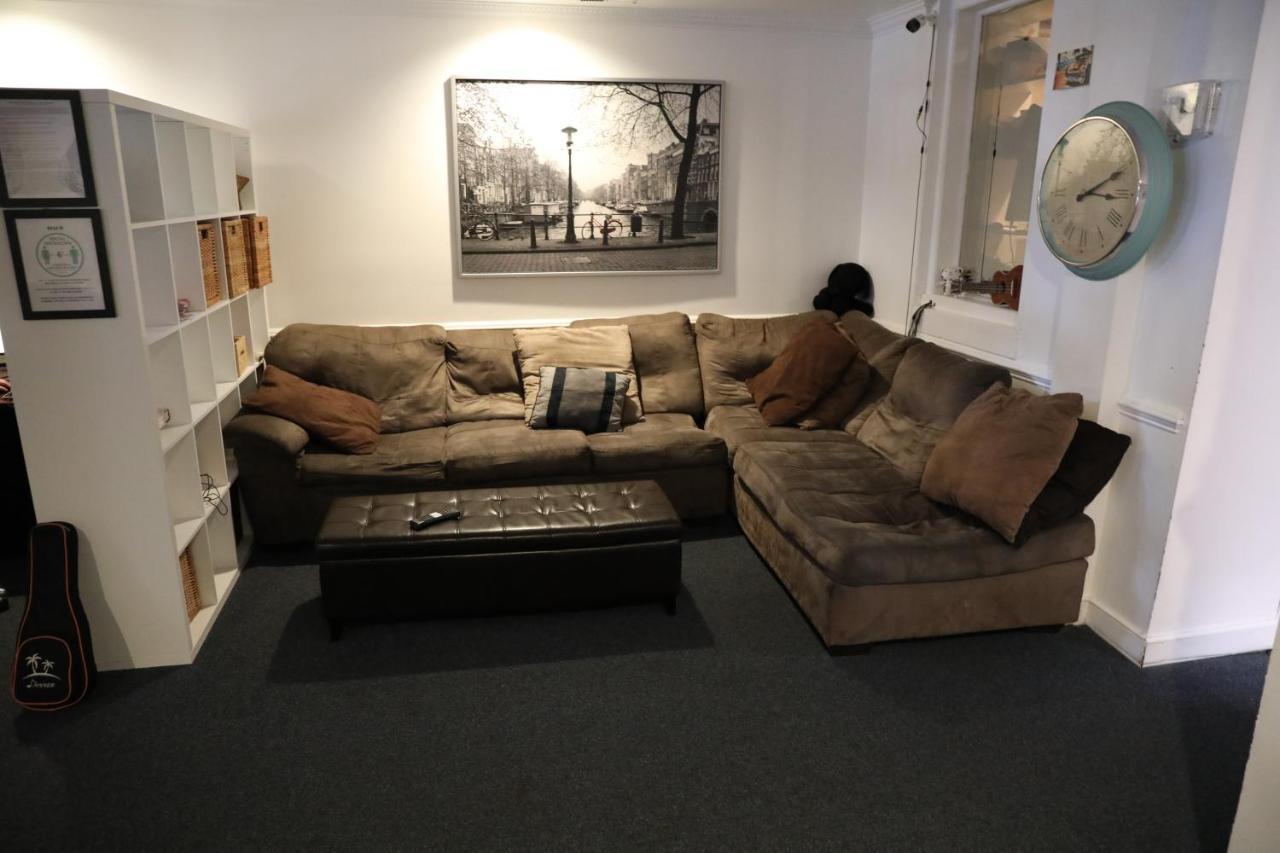 Duo Housing (Adults Only) Vandrarhem Washington Exteriör bild